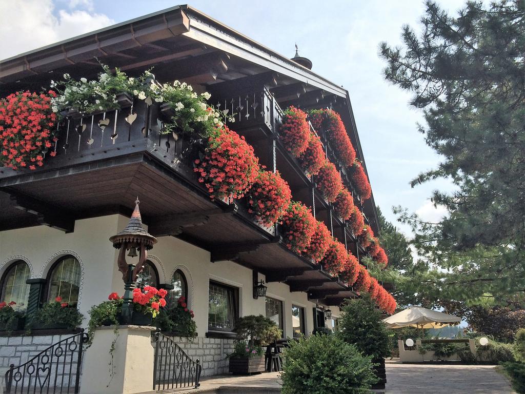 Hotel Villa Wilma Folgaria Exterior photo