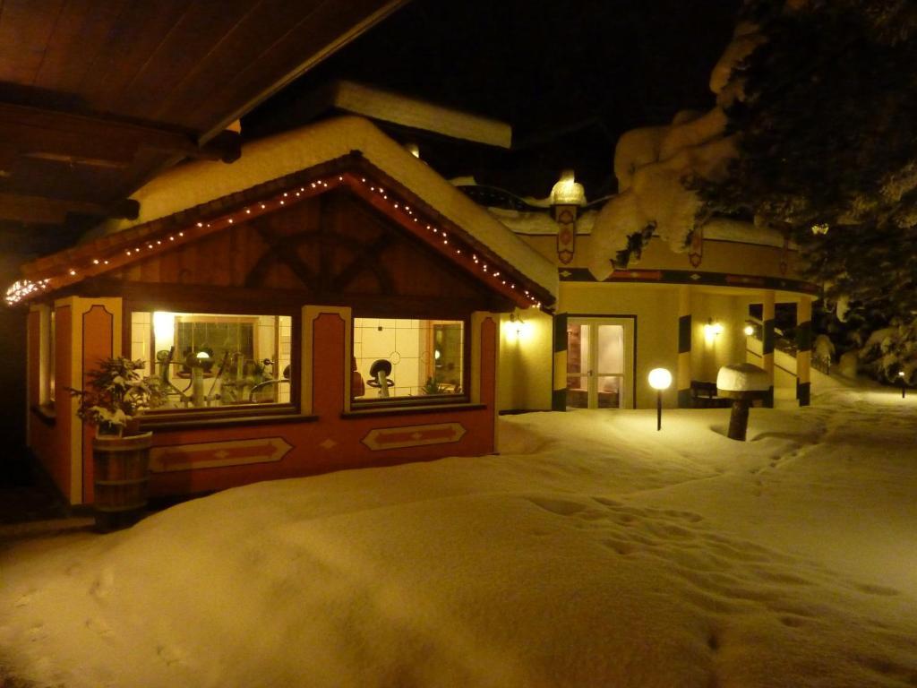 Hotel Villa Wilma Folgaria Exterior photo