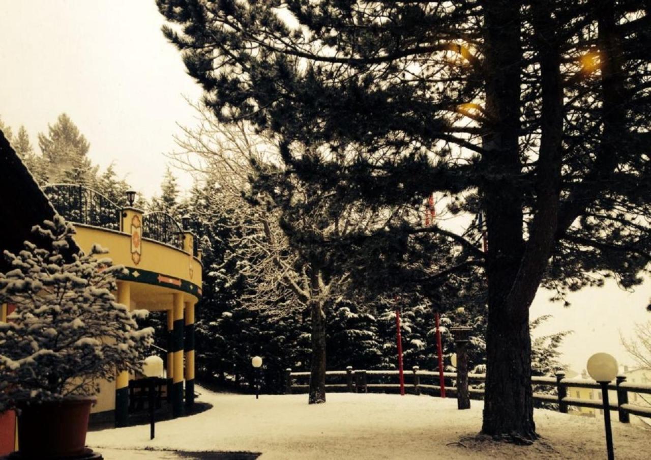 Hotel Villa Wilma Folgaria Exterior photo